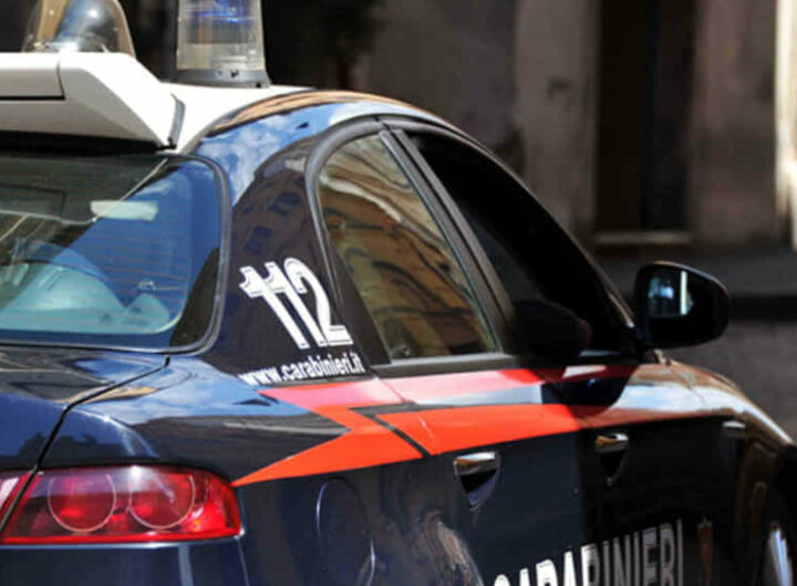 Salvataggio Drammatico: Carabinieri Fermano Tentativo di Suicidio di 53enne con Problemi Psichici