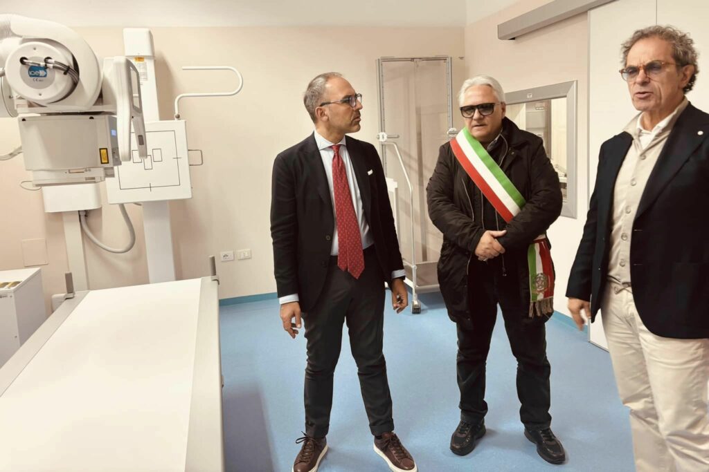 Nuovo Tavolo Radiologico a Rodi Garganico: un Servizio Sanitario Sempre più Moderno